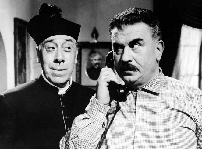 Don Camillo e l'onorevole Peppone - Van film - Fernandel, Gino Cervi