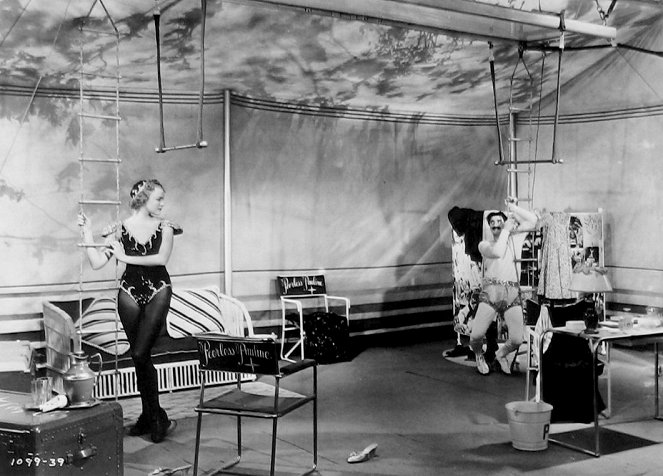 Una tarde en el circo - De la película - Eve Arden, Groucho Marx