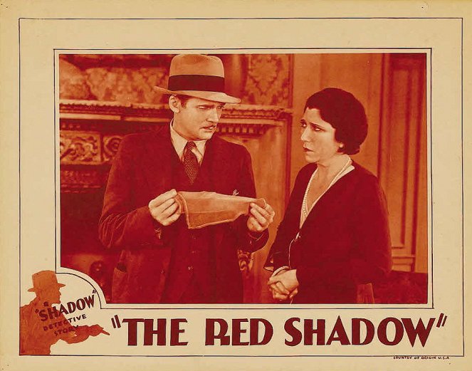 The Red Shadow - Vitrinfotók