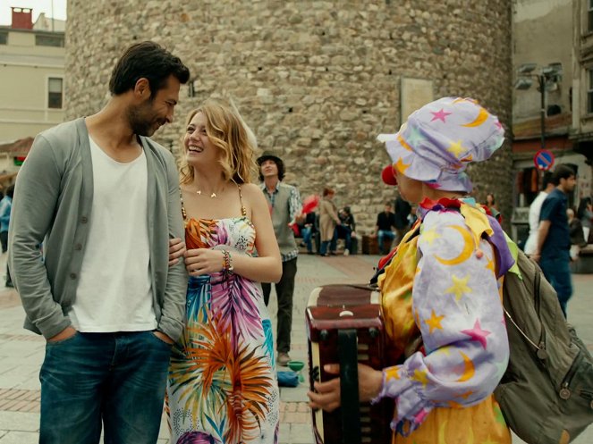 Seni Seviyorum Adamım - De la película - Barış Kılıç, Gizem Karaca