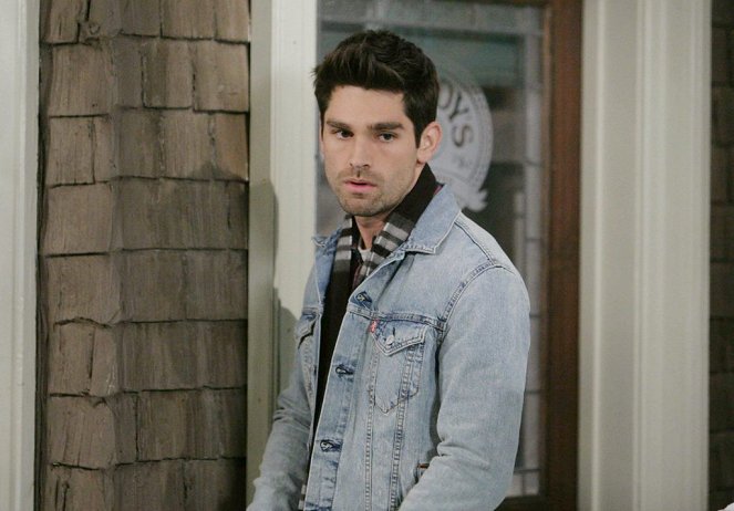 Days of Our Lives - Photos - Justin Gaston