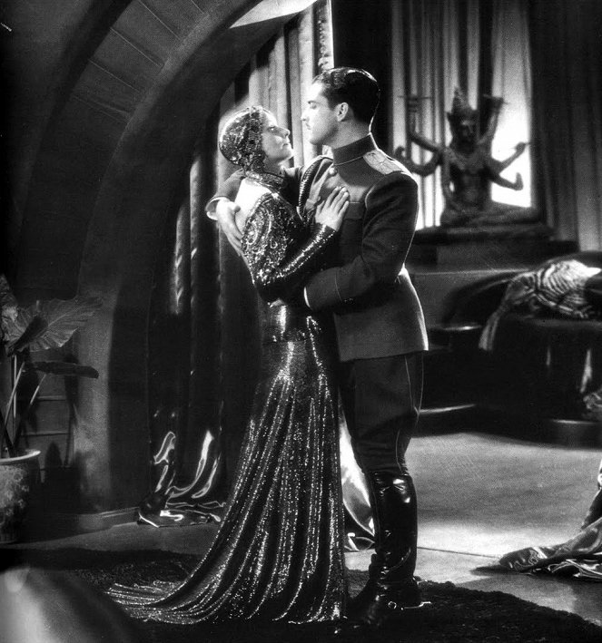 Mata Hari - Filmfotók - Greta Garbo, Ramon Novarro