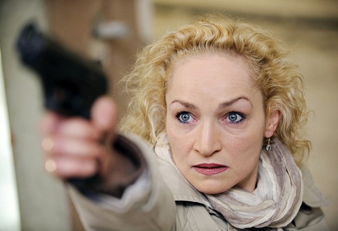 Tatort - Season 41 - Klassentreffen - Film - Angelika Bartsch