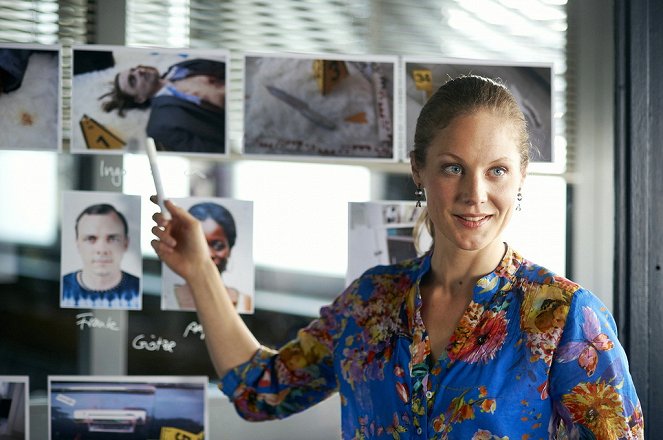 Tatort - Season 44 - Scheinwelten - Photos - Konstantin Lindhorst, Joana Adu-Gyamfi, Tessa Mittelstaedt