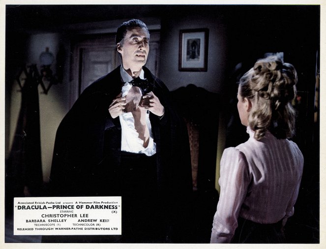 Dracula, prince des ténèbres - Cartes de lobby - Christopher Lee