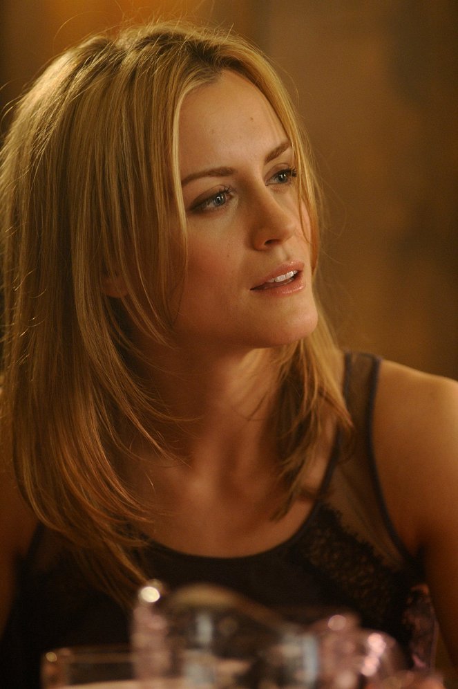 Mercy - Hope You're Good, Smiley Face - Filmfotos - Taylor Schilling