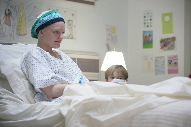 Nemocnice Mercy - The Last Thing I Said Was - Z filmu - Elisabeth Moss, Kyle Catlett