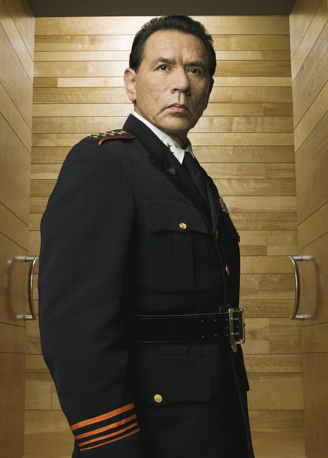 Kings - Promoción - Wes Studi