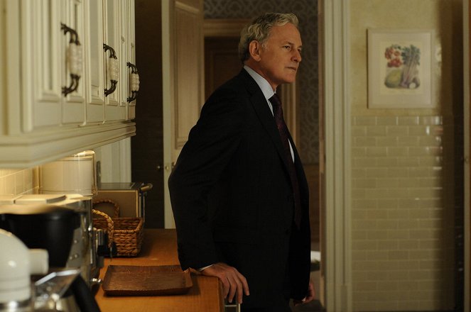 Deception - Photos - Victor Garber