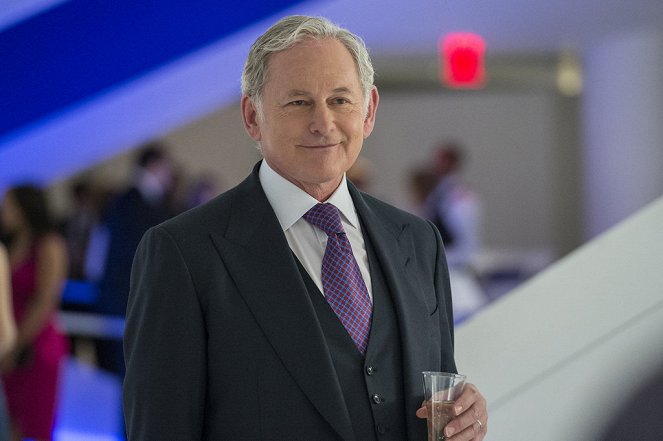 Deception - Van film - Victor Garber