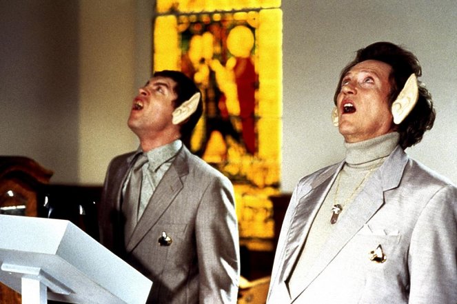 Plots with a View - Photos - Lee Evans, Christopher Walken