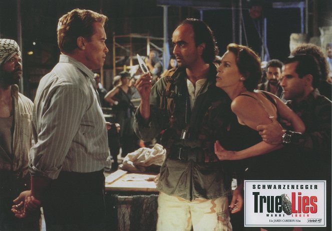 True Lies - Cartes de lobby - Arnold Schwarzenegger, Art Malik, Jamie Lee Curtis