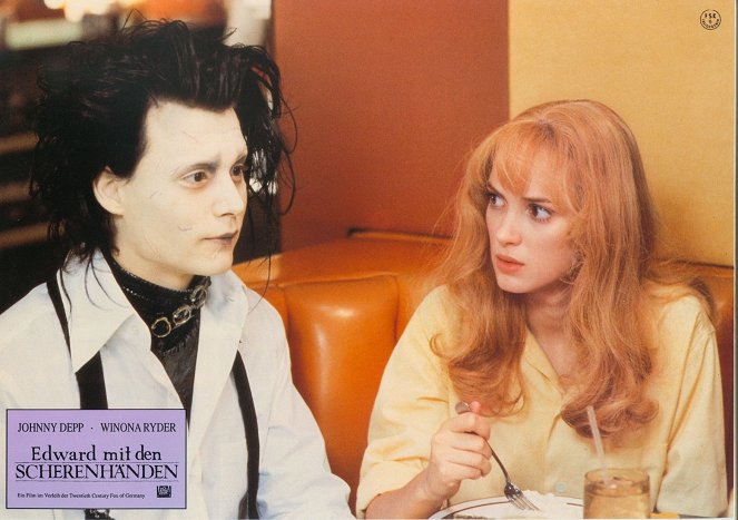 Edward aux mains d'argent - Cartes de lobby - Johnny Depp, Winona Ryder