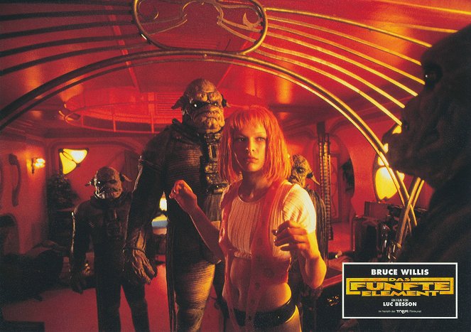 The Fifth Element - Lobby Cards - Milla Jovovich