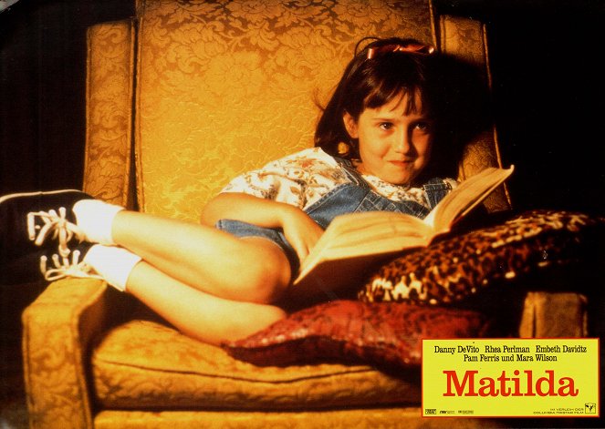 Matilda - Cartões lobby