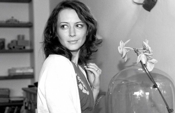 Much Ado About Nothing - Photos - Amy Acker