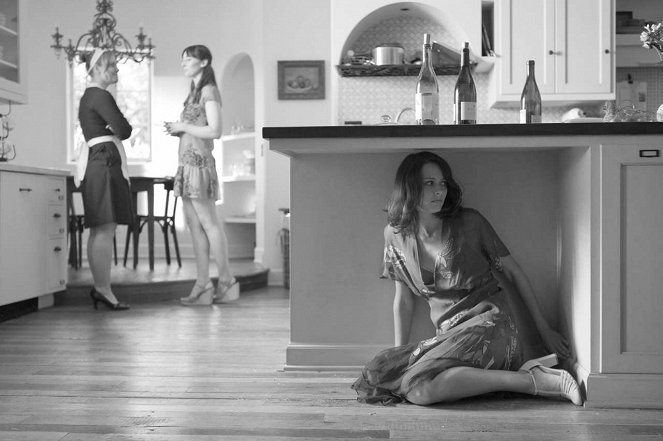 Much Ado About Nothing - Photos - Amy Acker