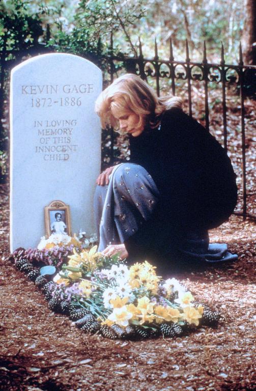 The Crying Child - De la película - Mariel Hemingway