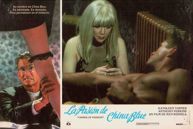 China Blue bei Tag und Nacht - Lobbykarten - Kathleen Turner