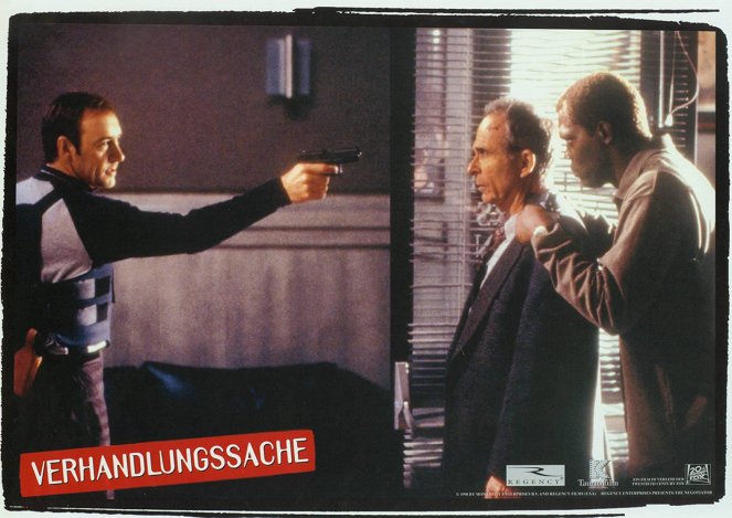 The Negotiator - Lobby Cards - Kevin Spacey, Ron Rifkin, Samuel L. Jackson