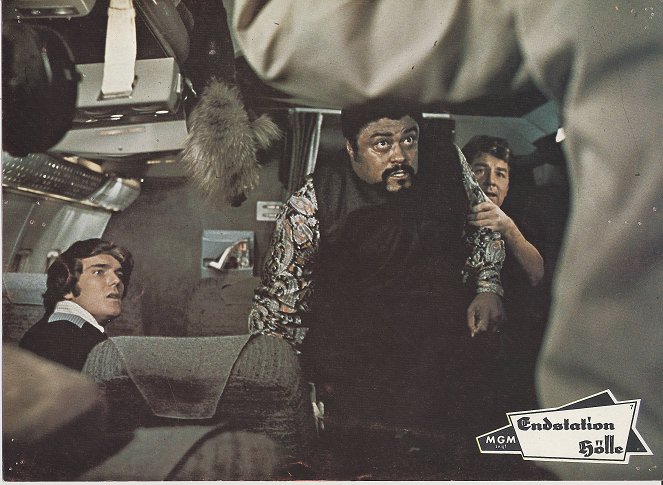 Skyjacked - Lobby Cards