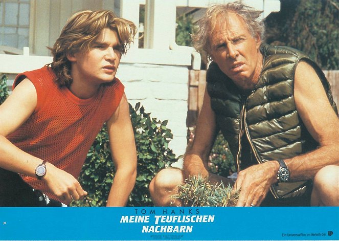 Na przedmieściach - Lobby karty - Corey Feldman, Bruce Dern