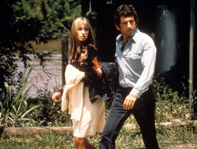 Suzy Kendall, Barry Newman