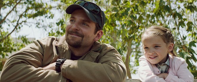 El francotirador - De la película - Bradley Cooper, Madeleine McGraw