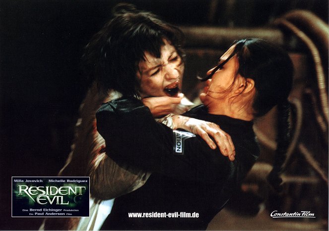 Resident Evil - Lobby Cards - Michelle Rodriguez