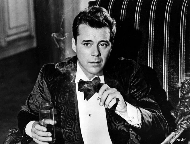 A Tale of Two Cities - Do filme - Dirk Bogarde