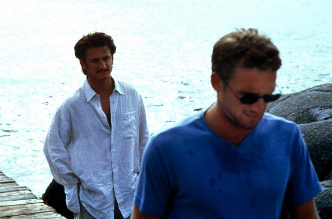 El peso del agua - De la película - Sean Penn, Josh Lucas