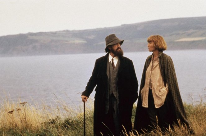 Carrington - Kuvat elokuvasta - Jonathan Pryce, Emma Thompson