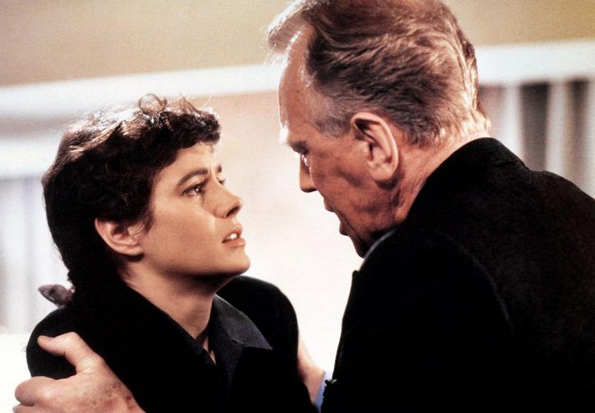 Bozk pred smrťou - Z filmu - Sean Young, Max von Sydow