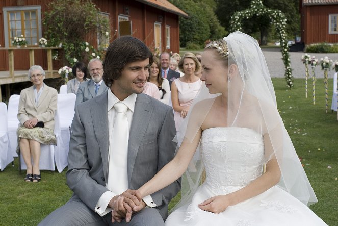 Inga Lindström - Hochzeit in Hardingsholm - Filmfotos - Tom Beck, Janin Reinhardt