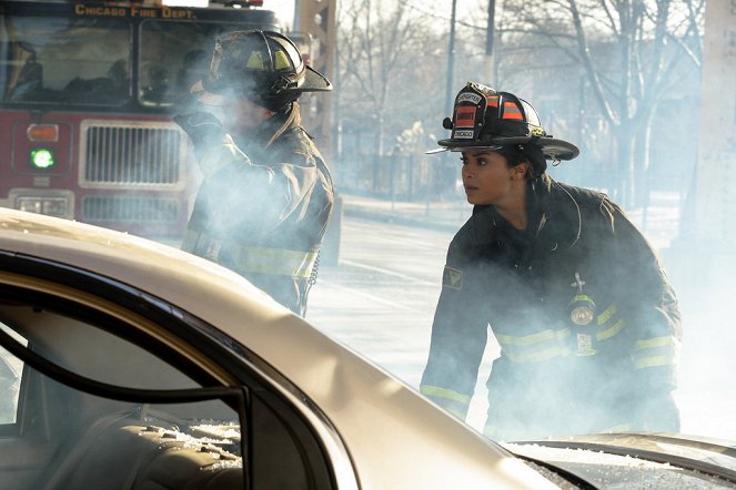Chicago Fire - Always - Kuvat elokuvasta - Monica Raymund