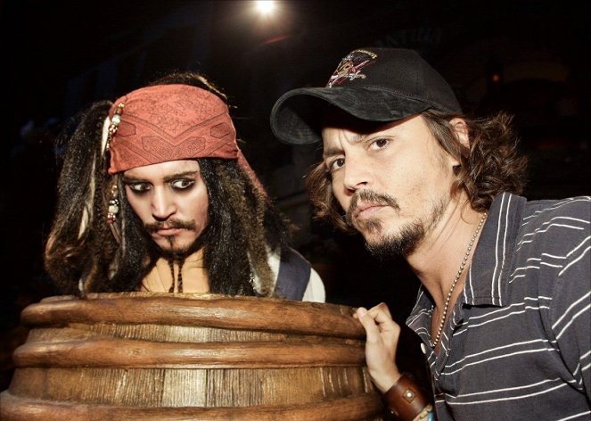 Pirates of the Caribbean: Dead Man's Chest - Van de set - Johnny Depp