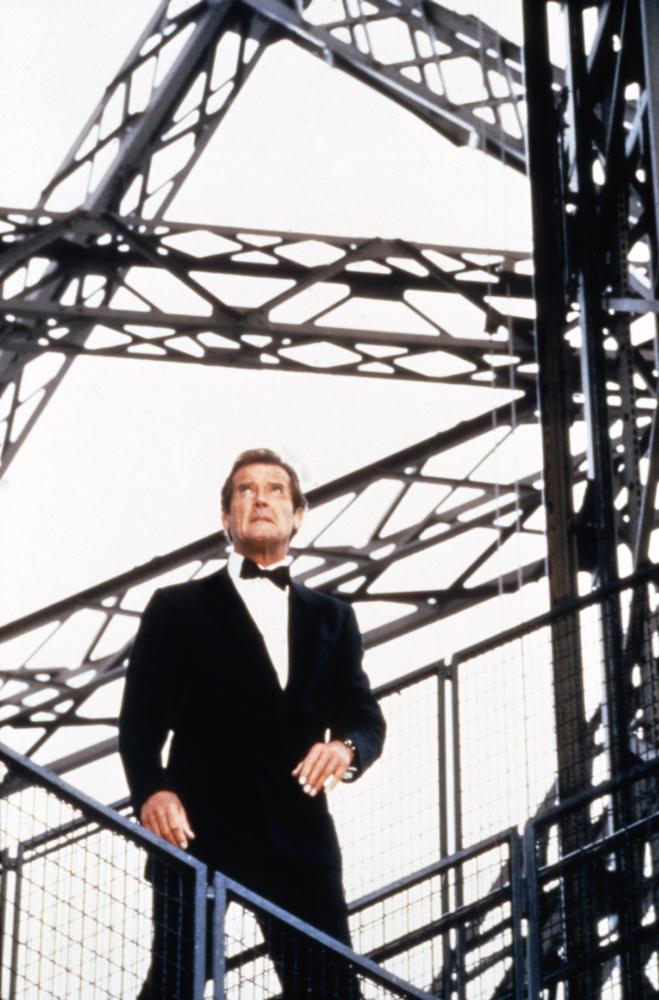 007 - Alvo em Movimento - De filmes - Roger Moore