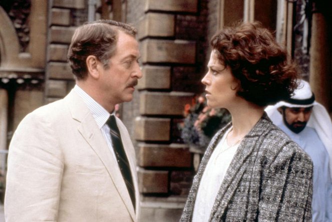 Diplomás örömlány - Filmfotók - Michael Caine, Sigourney Weaver