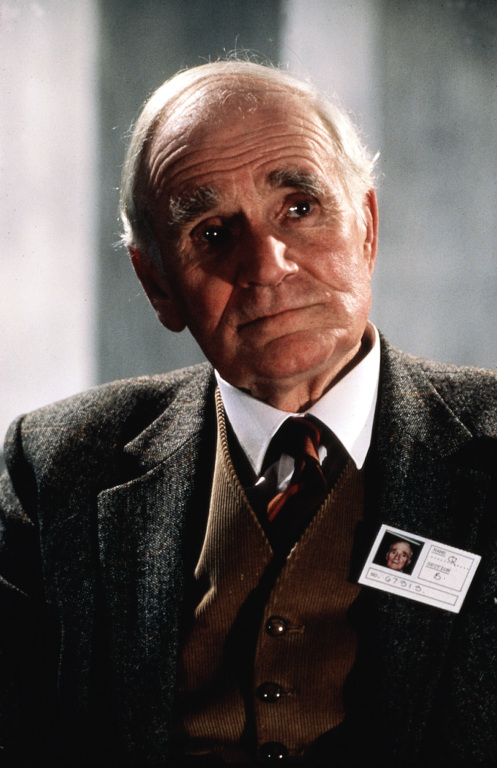 The Living Daylights - Photos - Desmond Llewelyn
