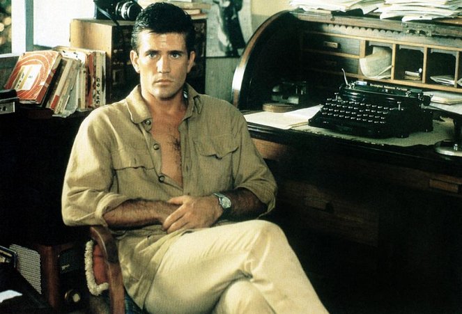 The Year of Living Dangerously - Van film - Mel Gibson