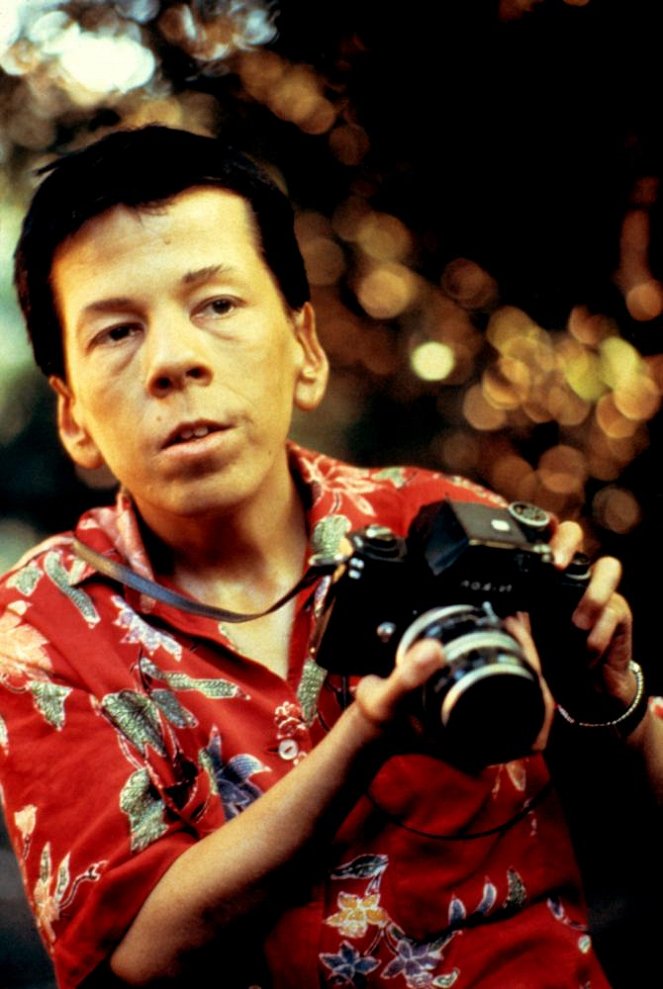 The Year of Living Dangerously - Photos - Linda Hunt