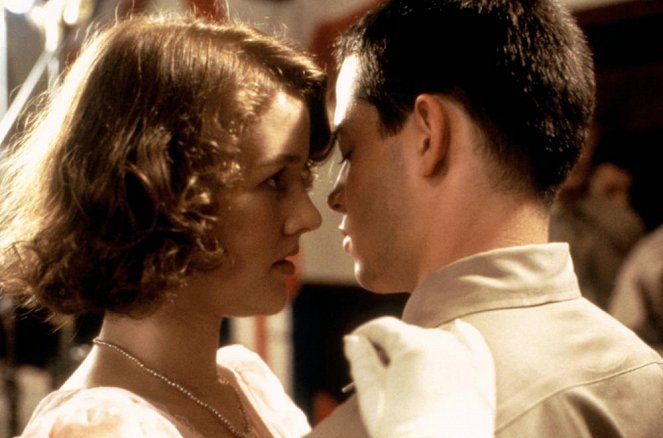 Biloxi Blues - Filmfotos - Penelope Ann Miller, Matthew Broderick