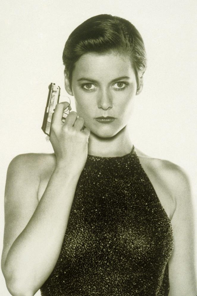 Licence to Kill - Promo - Carey Lowell
