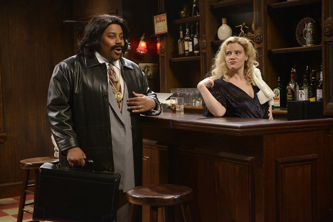 Saturday Night Live - Photos - Kenan Thompson, Kate McKinnon