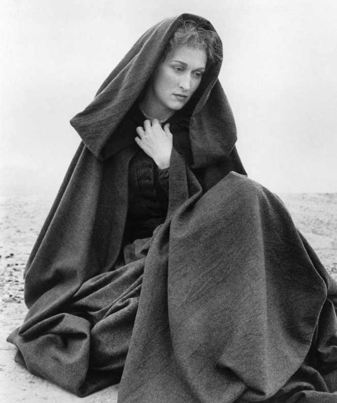 The French Lieutenant's Woman - Photos - Meryl Streep