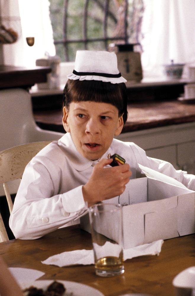 Die Teufelin - Filmfotos - Linda Hunt