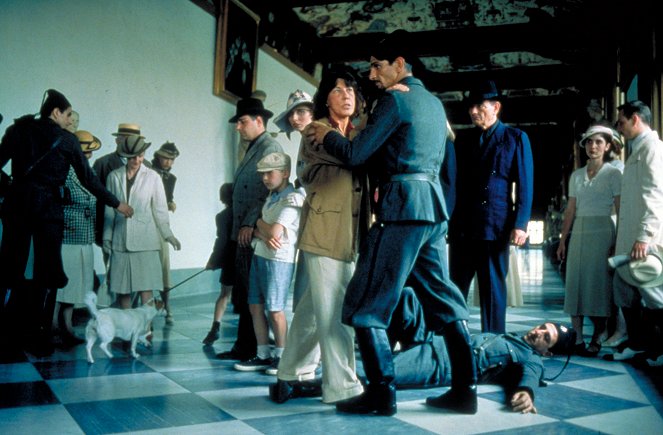 Teetä Mussolinin kanssa - Kuvat elokuvasta - Lily Tomlin