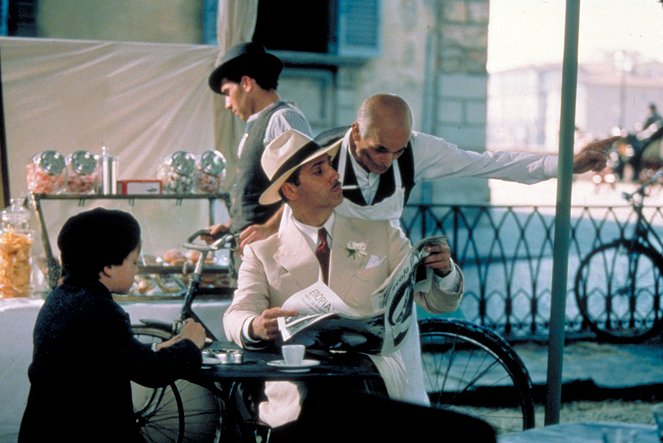 Tea with Mussolini - Do filme - Paolo Seganti