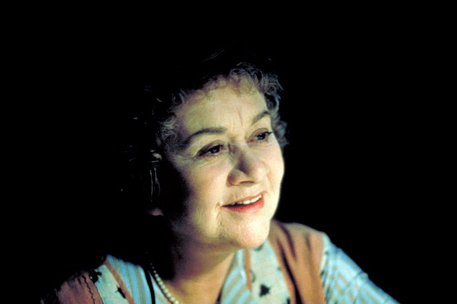 Tea Mussolinivel - Filmfotók - Joan Plowright