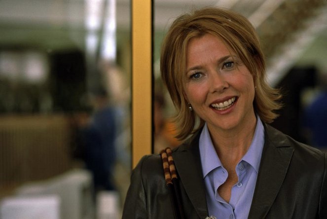 What Planet Are You From? - Van film - Annette Bening